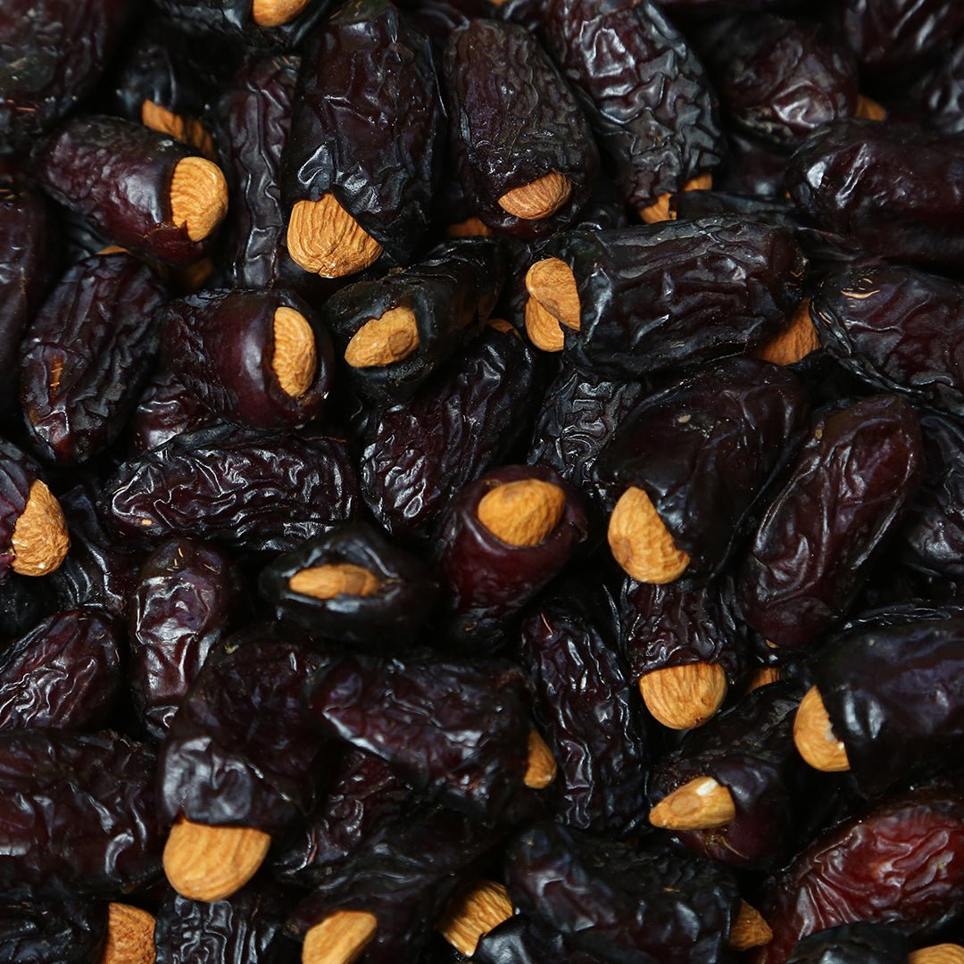 Premium Qalmi Almonds from SN Dates